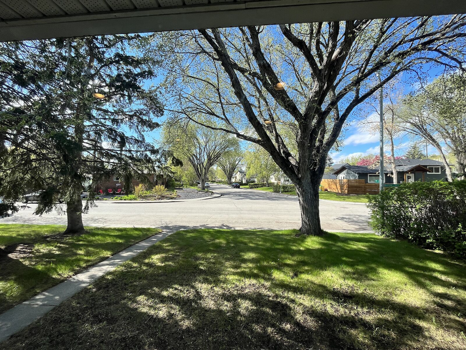 Calgary 3 bedrooms Room For Rent for rent. Property photo: 635312-1