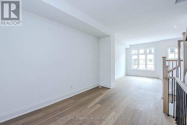 Mississauga 3 bedrooms Townhouse for rent. Property photo: 635400-3
