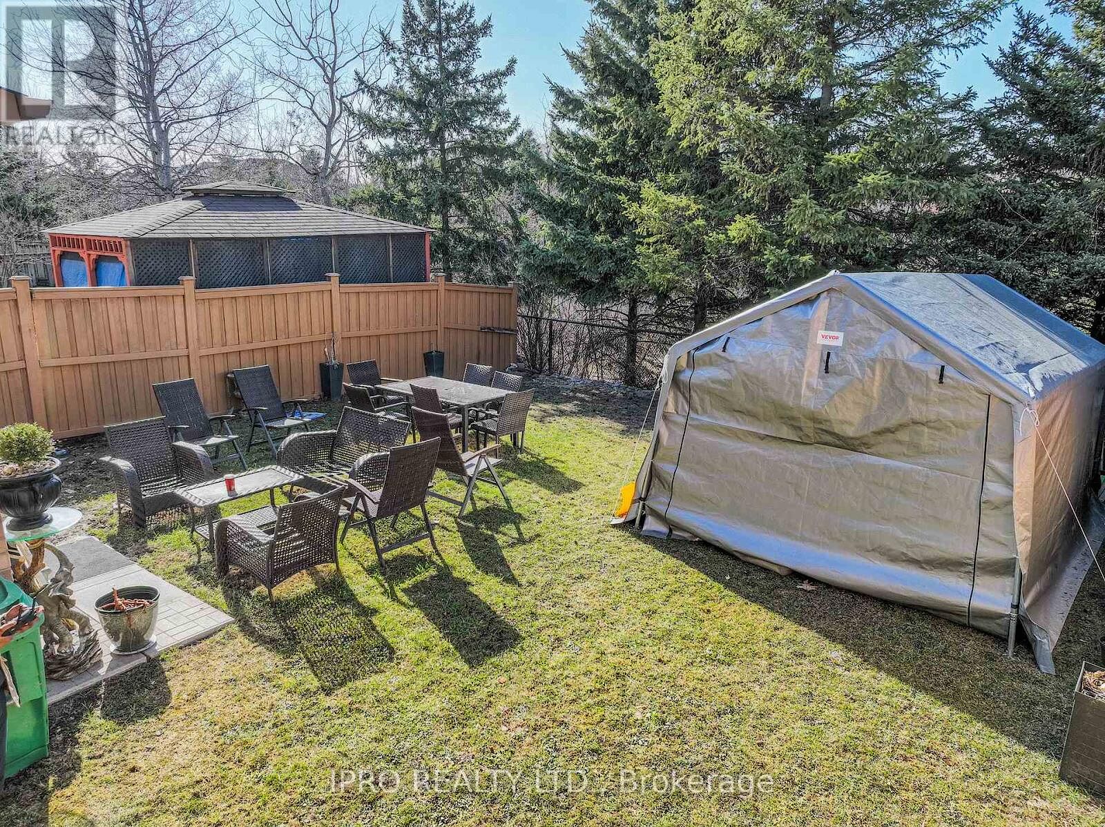 Brampton 3 bedrooms House for rent. Property photo: 635411-1