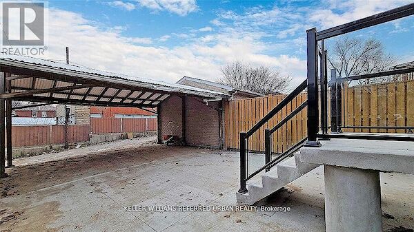 Toronto 4 bedrooms House for rent. Property photo: 635434-3
