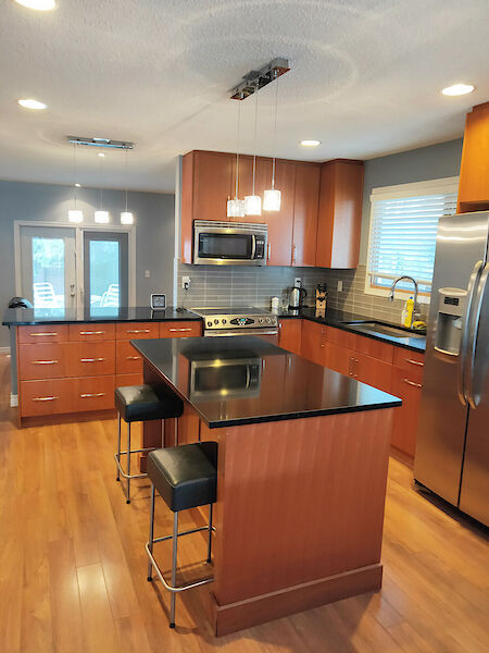 Edmonton 4 bedrooms House for rent. Property photo: 635461-2