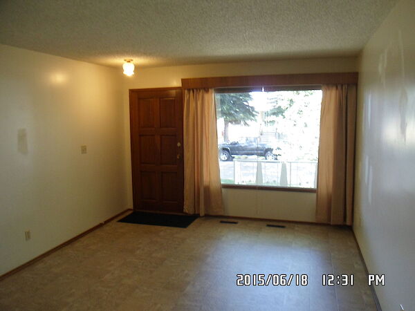 Edmonton 3 bedrooms Duplex for rent. Property photo: 635463-2