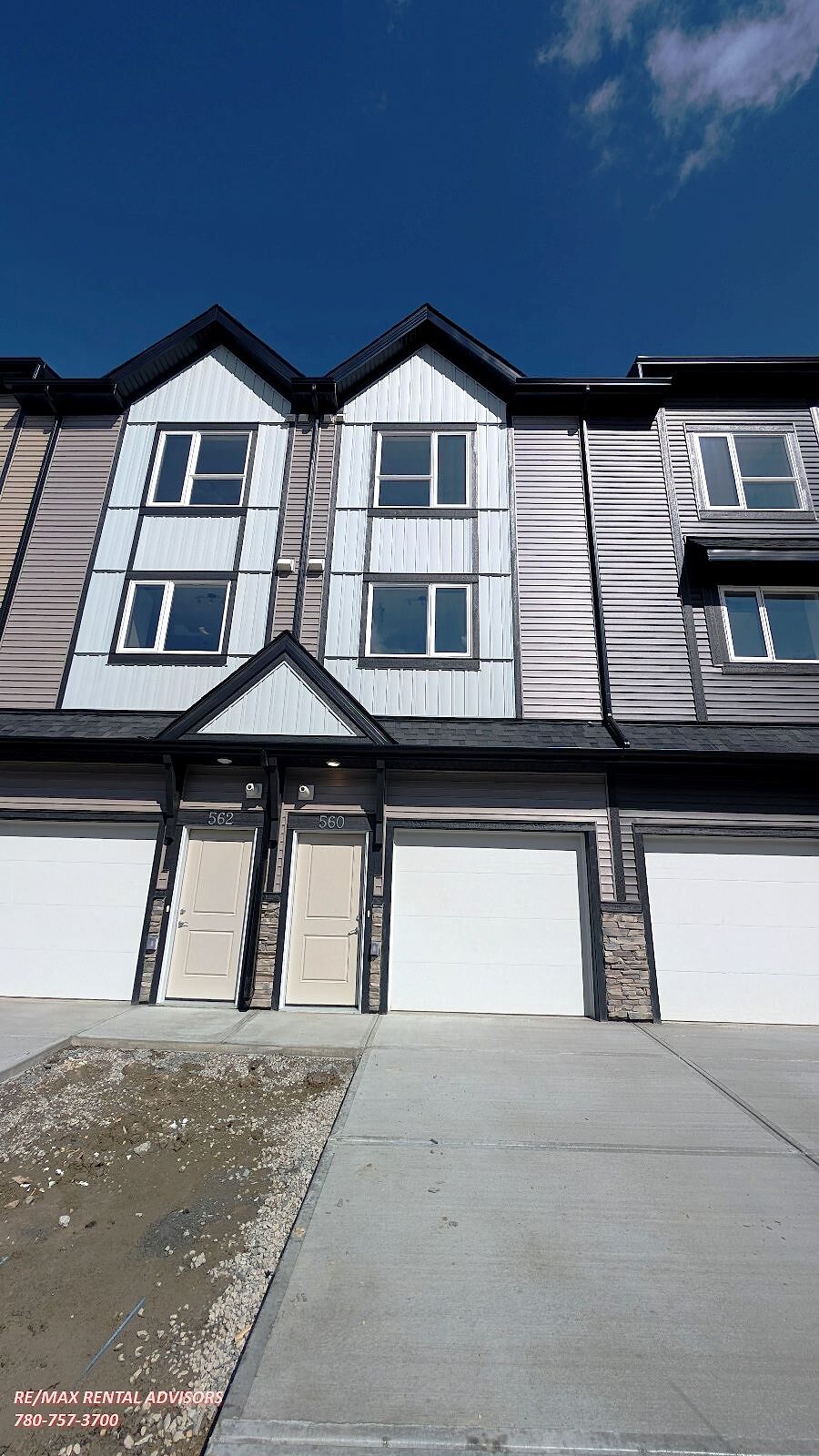 Calgary 2 bedrooms Townhouse for rent. Property photo: 635485-1