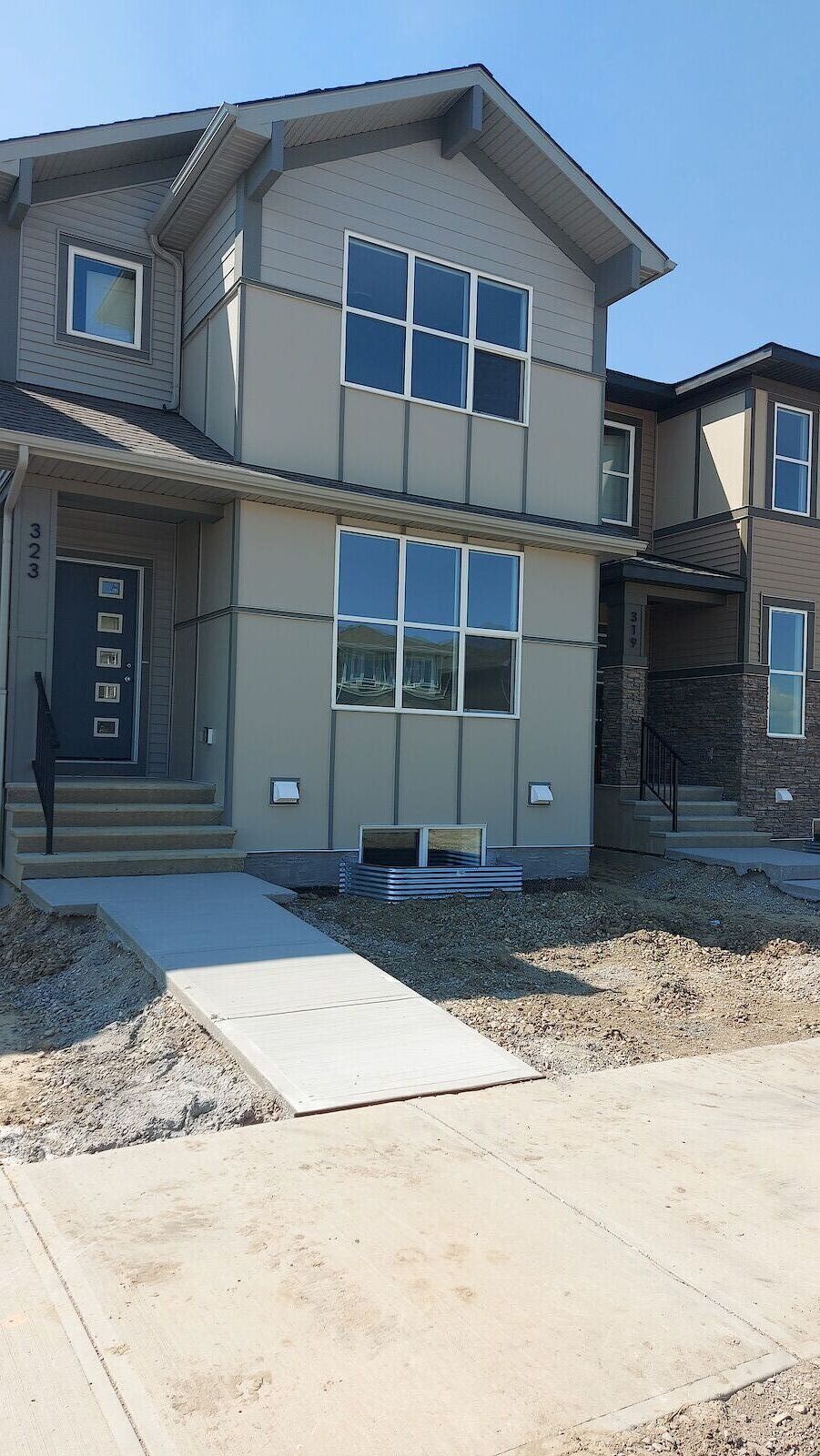 Calgary 2 bedrooms Basement for rent. Property photo: 635512-1
