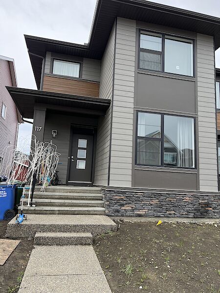 Cochrane 3 + Den bedrooms Duplex for rent. Property photo: 635560-2