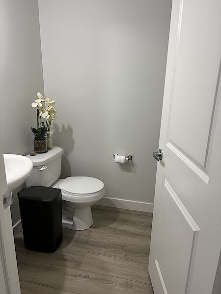 Cochrane 3 + Den bedrooms Duplex for rent. Property photo: 635560-3