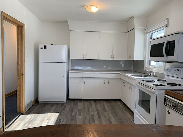 Winnipeg 2 bedrooms Duplex for rent. Property photo: 635581-2
