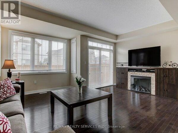 Brampton 4 bedrooms House for rent. Property photo: 635669-3
