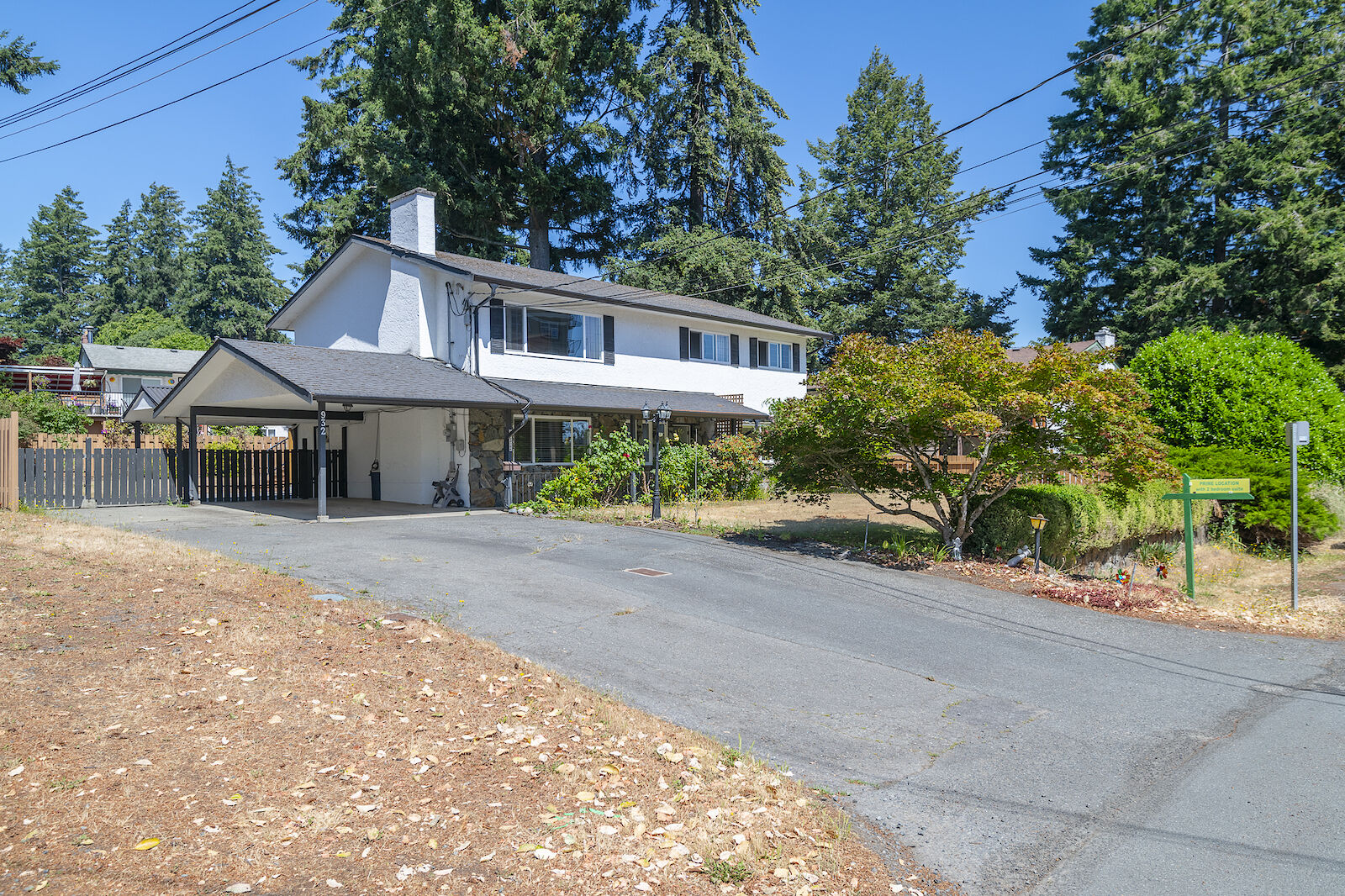 Langford 3 bedrooms Main Floor for rent. Property photo: 635780-1