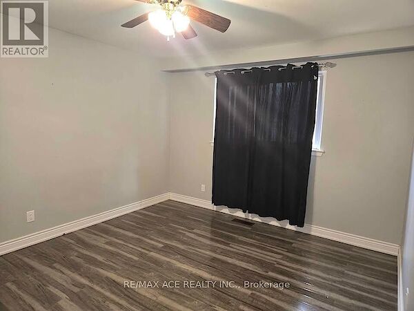 Mississauga 3 bedrooms House for rent. Property photo: 635807-2