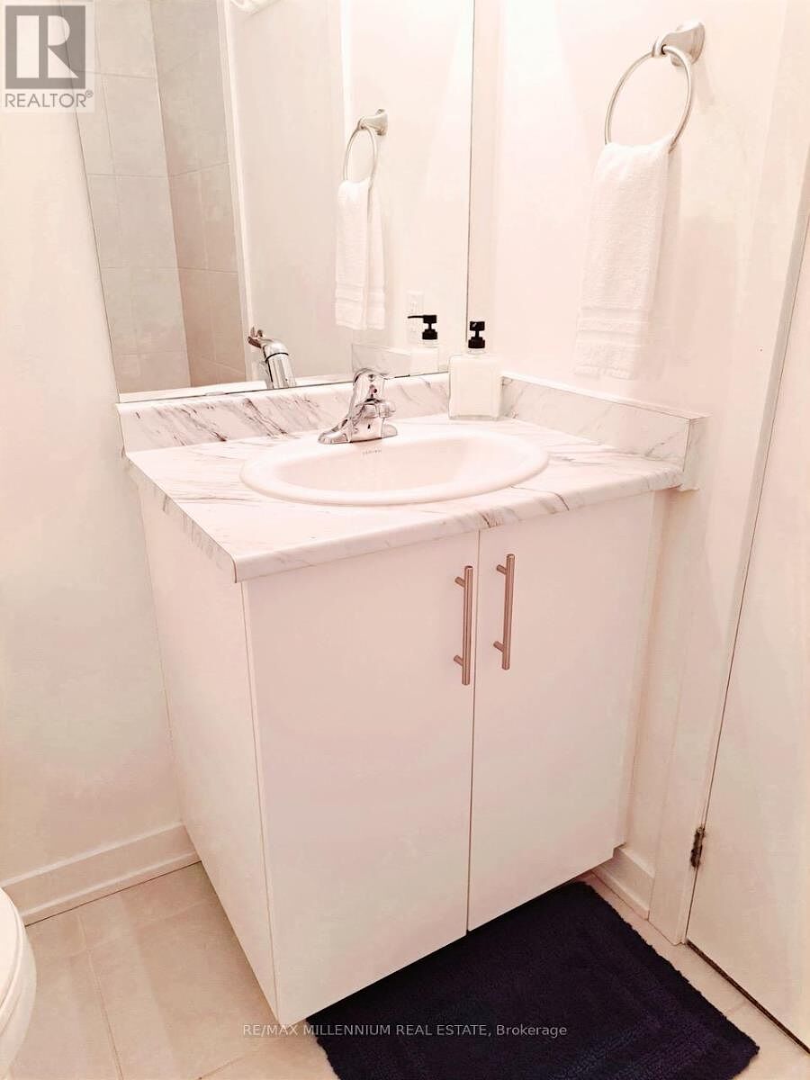 Hamilton 2 bedrooms Townhouse for rent. Property photo: 635817-1