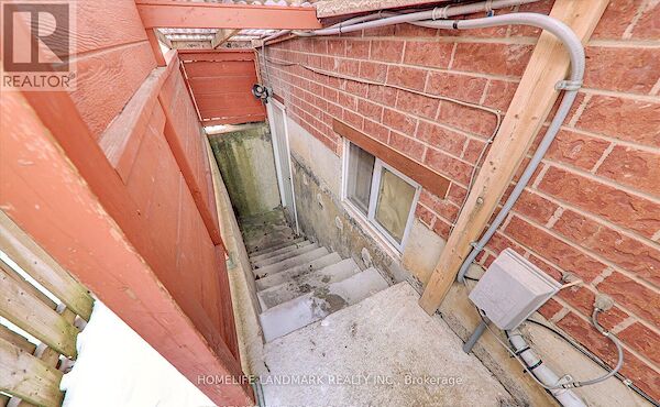 Markham 2 bedrooms House for rent. Property photo: 635838-2