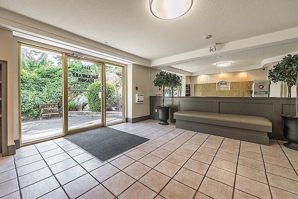 Victoria 1 bedrooms Apartment for rent. Property photo: 635942-2