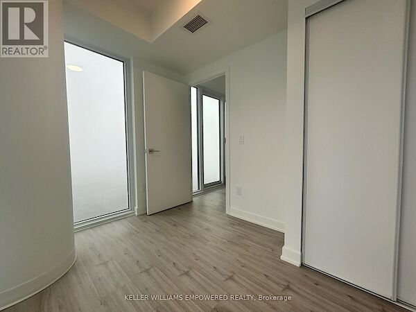 Toronto 2 bedrooms Apartment for rent. Property photo: 635954-2