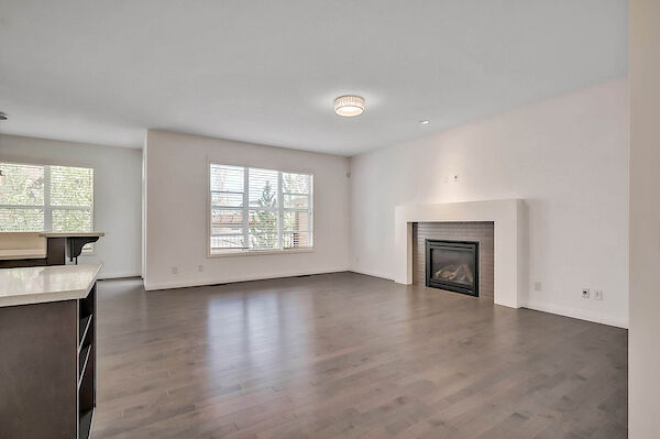 Calgary 4 + Den bedrooms House for rent. Property photo: 636035-3