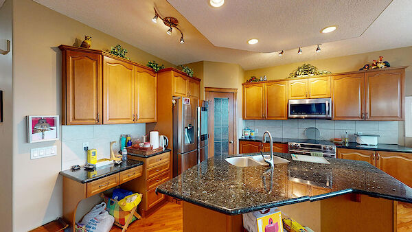 Calgary 3 bedrooms House for rent. Property photo: 636041-2