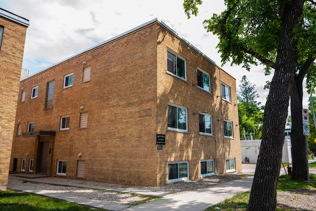 Winnipeg 1 bedrooms Apartment for rent. Property photo: 636108-1