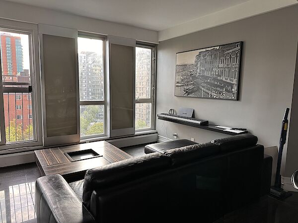 Calgary 2 bedrooms Room For Rent for rent. Property photo: 636110-2