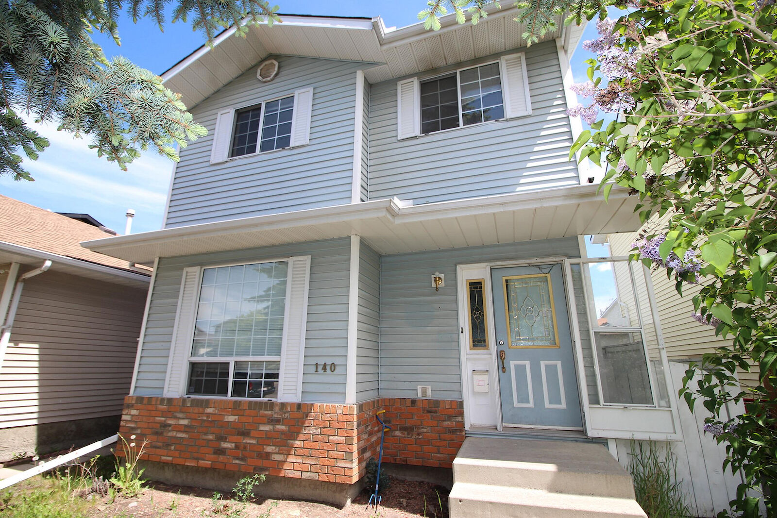 Calgary 4 bedrooms House for rent. Property photo: 636125-1
