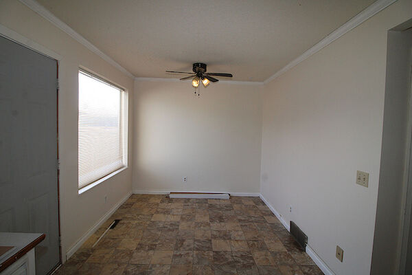 Calgary 4 bedrooms House for rent. Property photo: 636125-3