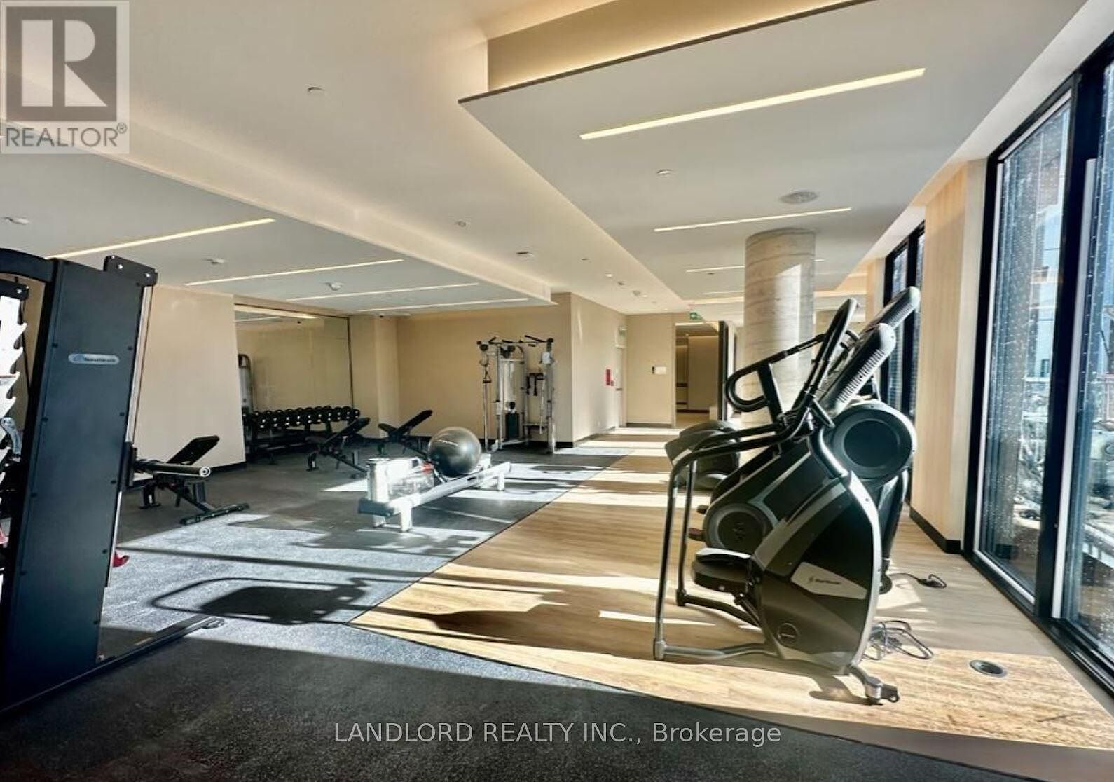 Toronto 2 bedrooms Apartment for rent. Property photo: 636156-1
