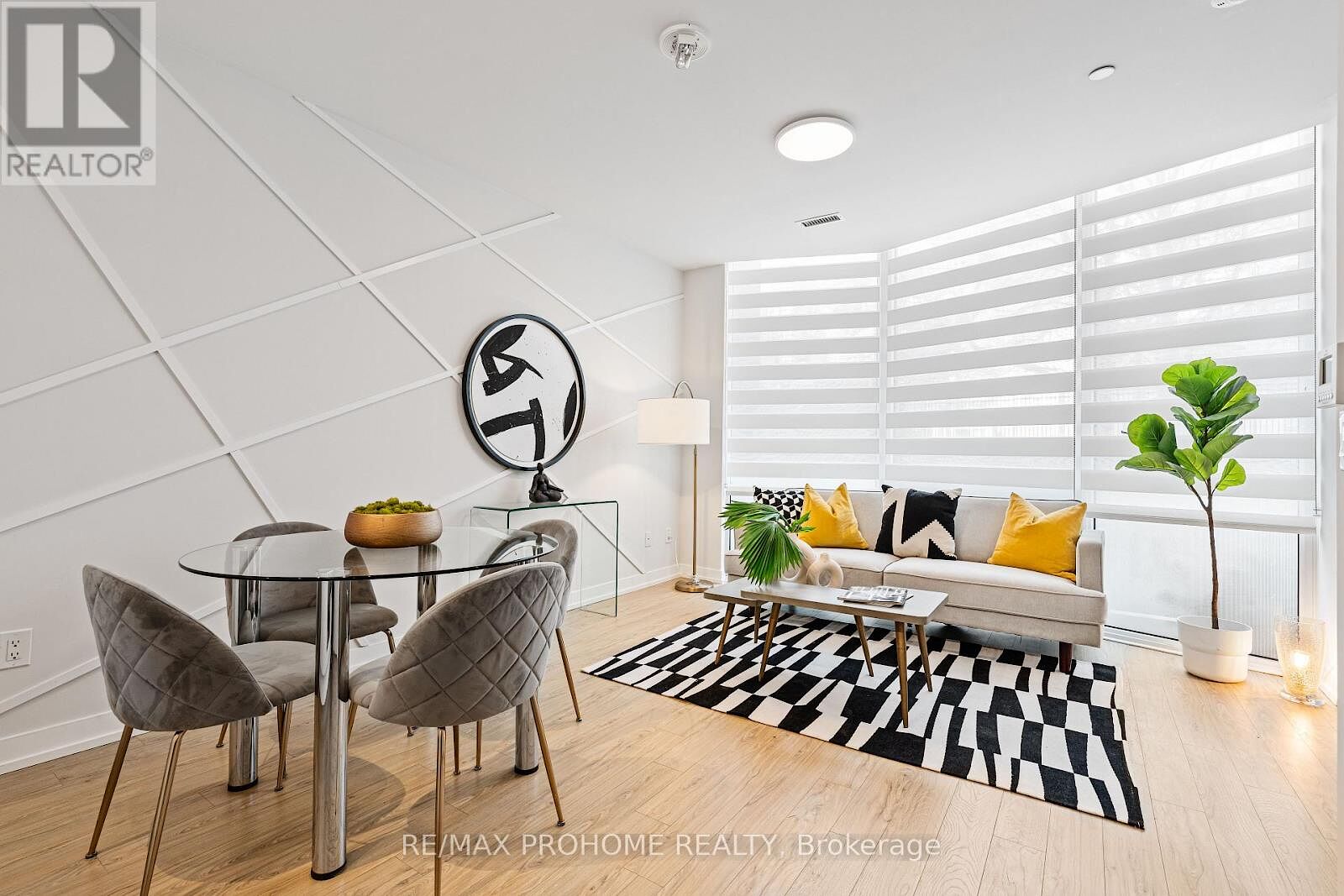 Toronto 3 bedrooms Apartment for rent. Property photo: 636167-1