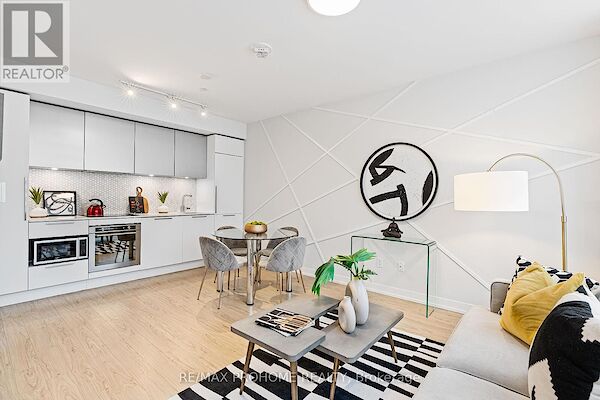 Toronto 3 bedrooms Apartment for rent. Property photo: 636167-3