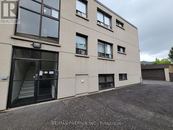 Toronto studio Apartment for rent. Property photo: 636432-2