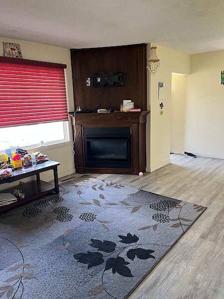 Edmonton 4 + Den bedrooms House for rent. Property photo: 636484-2