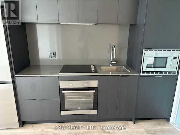 Mississauga 2 bedrooms Apartment for rent. Property photo: 636490-3