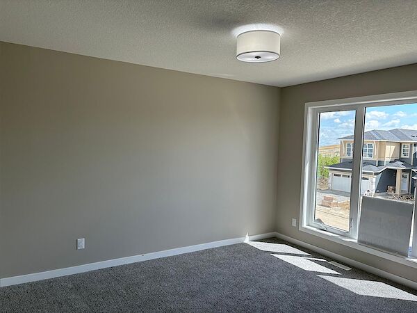 Calgary 3 bedrooms Duplex for rent. Property photo: 636556-2