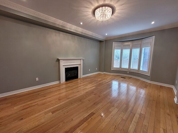 Mississauga 6 bedrooms House for rent. Property photo: 636558-2