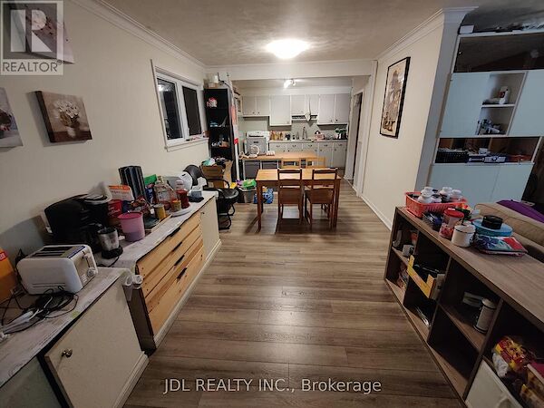 Toronto 4 bedrooms House for rent. Property photo: 636559-3