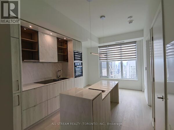 Toronto 2 bedrooms Apartment for rent. Property photo: 636599-3