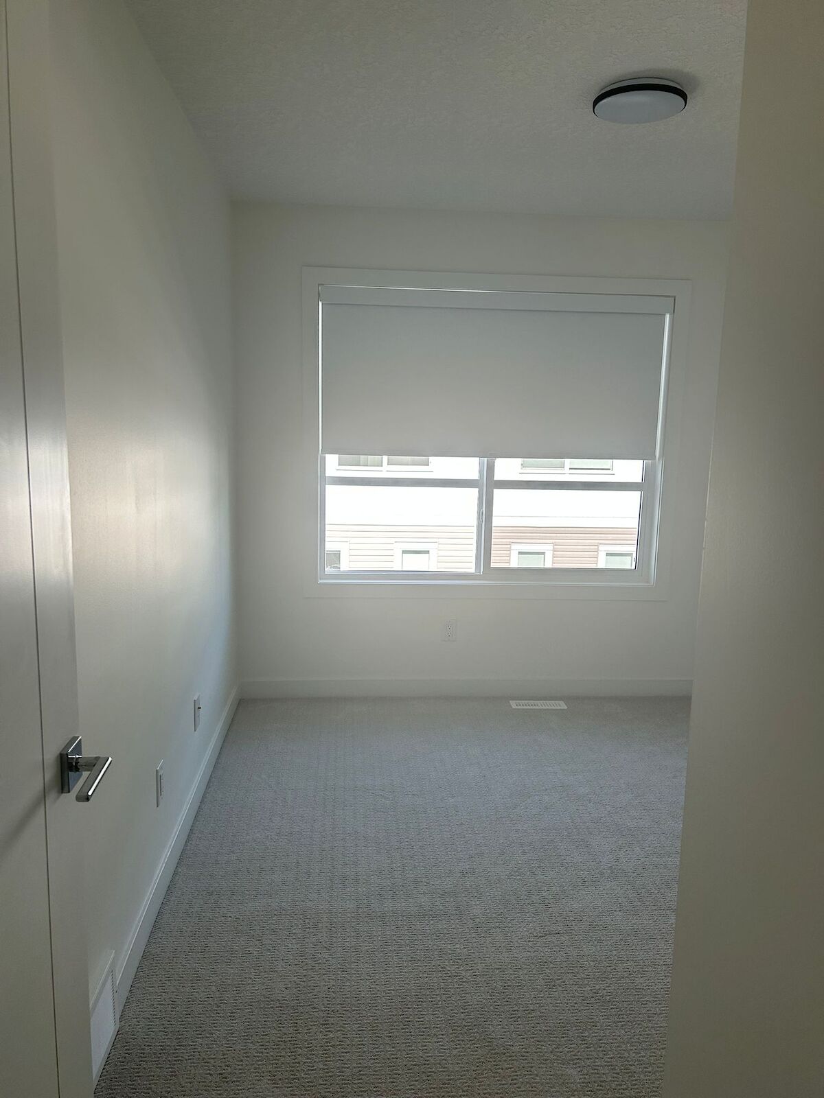 1st+Floor+Room+-+1000+month Calgary 1 bedroom Room For Rent for rent. Property photo: 636629-1