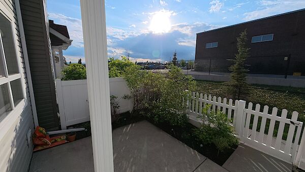 Calgary 2 bedrooms Townhouse for rent. Property photo: 636807-2