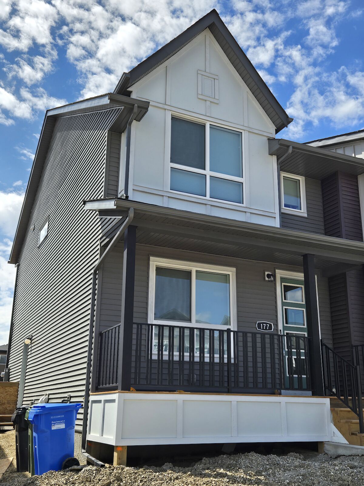Calgary 3 bedrooms Room For Rent for rent. Property photo: 636808-1