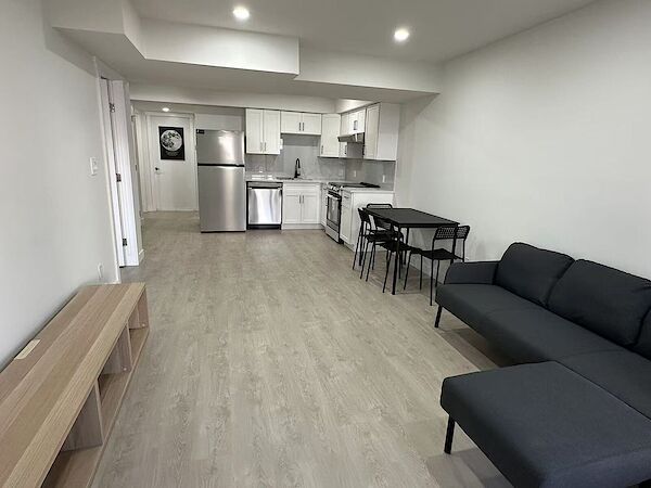 Calgary 2 bedrooms Basement for rent. Property photo: 636816-3