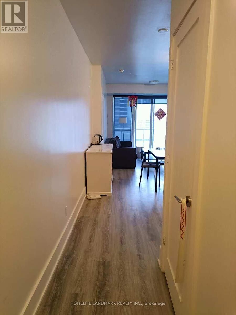 Toronto 2 bedrooms Apartment for rent. Property photo: 636831-1