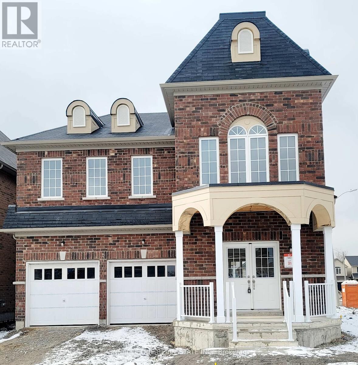 Oshawa 4 bedrooms House for rent. Property photo: 636841-1