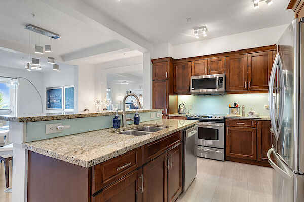 Calgary 2 bedrooms Condo Unit for rent. Property photo: 636936-3