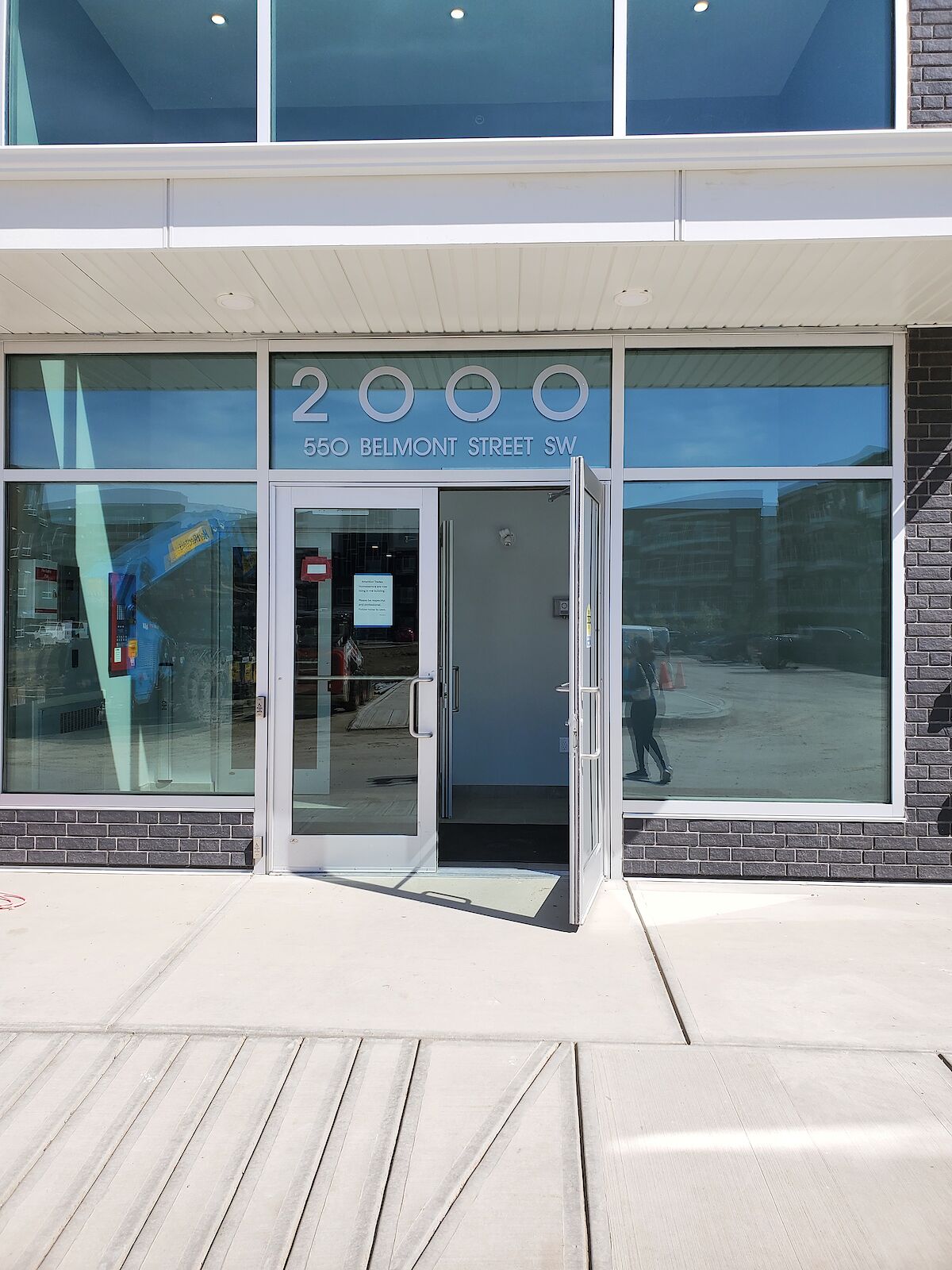 Calgary 2 bedrooms Condo Unit for rent. Property photo: 637085-1