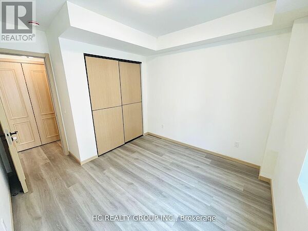 Toronto 2 bedrooms Townhouse for rent. Property photo: 637131-2
