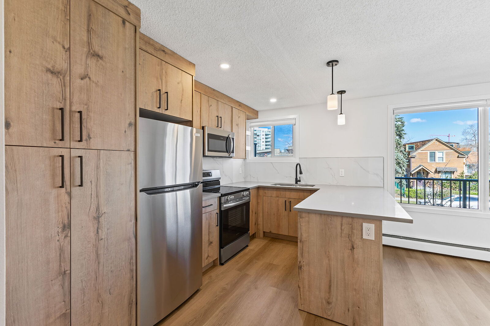 Calgary 1 bedroom Condo Unit for rent. Property photo: 637226-1