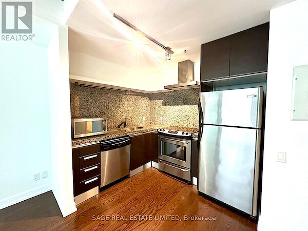 Toronto 1 bedroom Apartment for rent. Property photo: 637276-2