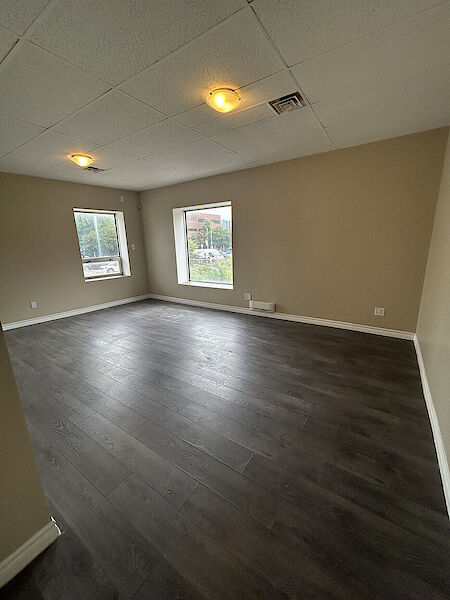 Hamilton 1 bedroom Condo Unit for rent. Property photo: 637421-3