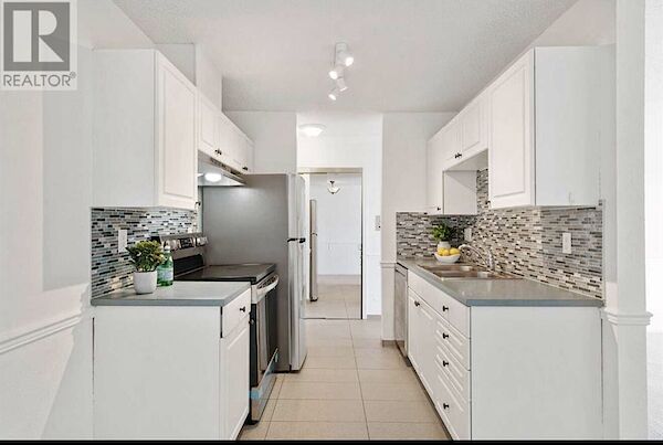 Calgary 2 bedrooms Condo Unit for rent. Property photo: 637467-3