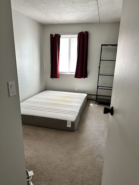 Edmonton 2 bedrooms Condo Unit for rent. Property photo: 637469-3