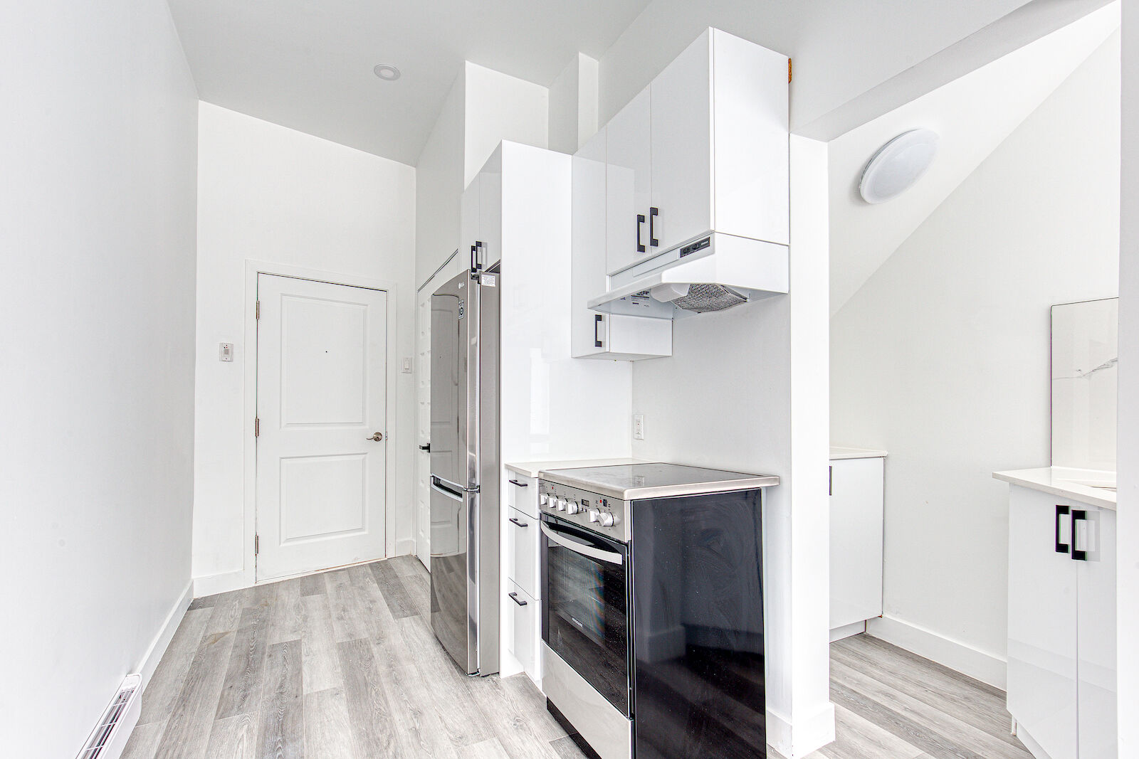 Ville-Marie bachelor bedrooms Apartment for rent. Property photo: 637552-1