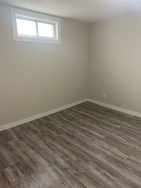 Edmonton 2 bedrooms Basement for rent. Property photo: 637642-3